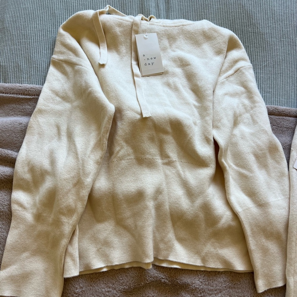 A New Day Soft Cream Set: Pullover and Maxi Skirt